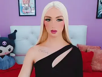 Stripchat Sex Cam of shantal_gil