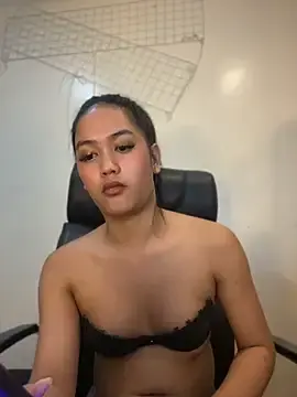 Stripchat Watch Live Sex Cams of sexyasiancock_yllana