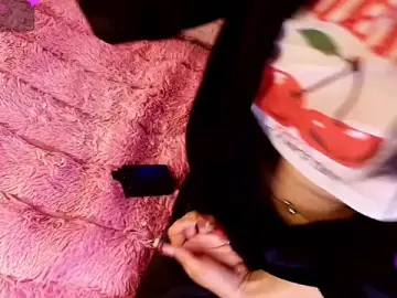 Stripchat Best live sex cam show of MylaDreams