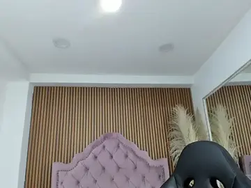 Stripchat Best Webcam of nahomyrusell