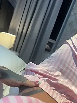 Stripchat Sex Cam of belllbonniie