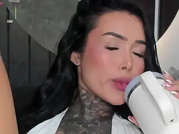 Stripchat Live Sex of belllbonniie