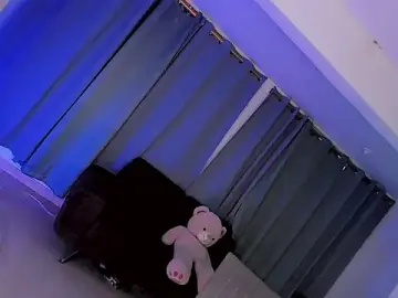 Stripchat Free Porn Cam of gatitavenecis