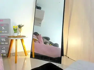 Stripchat Live Porn of hollyprincess_2