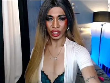 Stripchat Adult Webcam of TsBlackHORSECOCKcalix