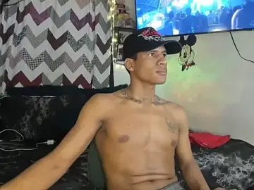 Stripchat Adult Webcams of JUANBIGCOCK21CM