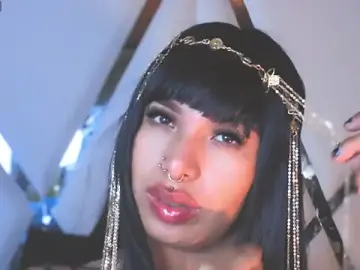 Stripchat Best live sex cam show of MeelFox