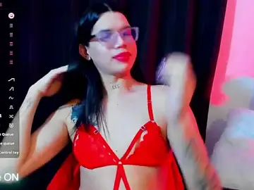 Stripchat Adult Webcam of Beverlydoll_