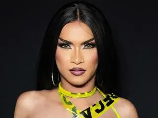Xlovecam Live Sex of AgathaRodriguez