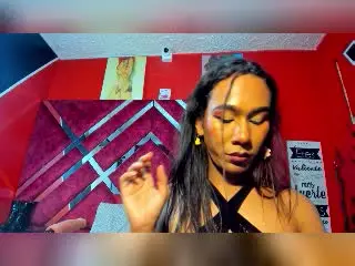 Xlovecam Live Sex Cam of ScarlettHotSweet