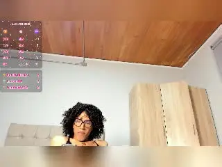 Xlovecam Live Sex of CamilleCedrik