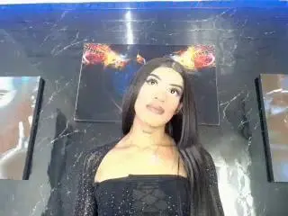 Xlovecam Free Live Porn of KeishaSexyBrood